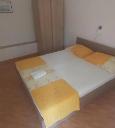Apartmani Anka Gadzic Zivogosce Exterior photo